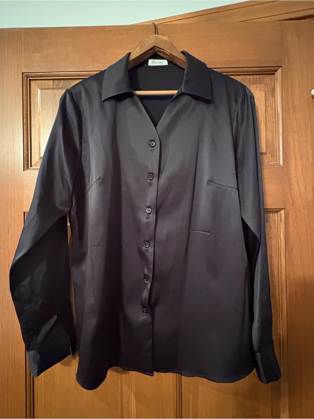 LILYSILK women’s Black Silk Blouse, size Medium (8-10)